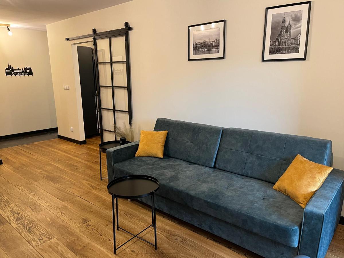 Apartment Pm. *
